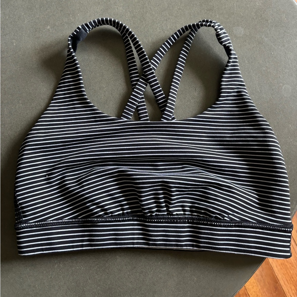 Lululemon Athletica Black and White Energy Sports Bra (Size 4)